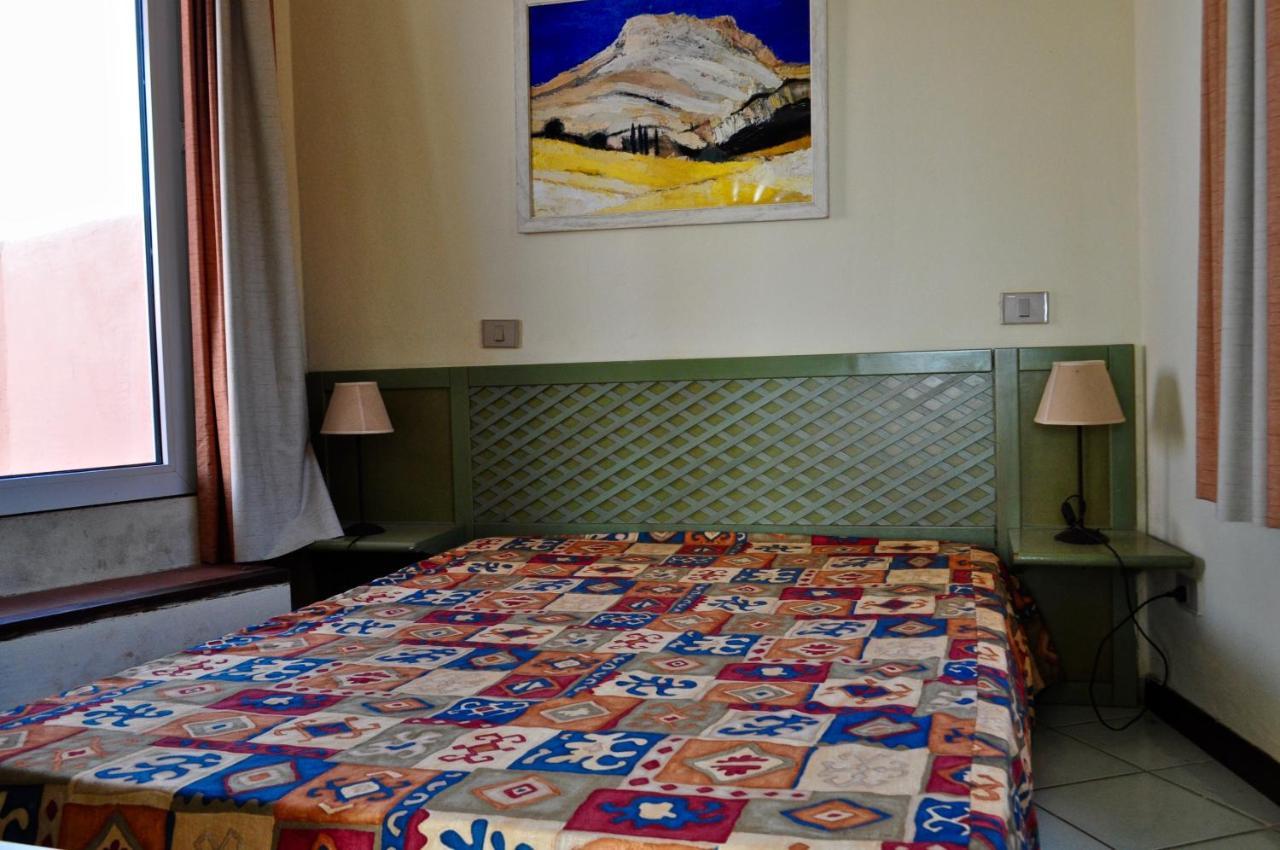 Rocciarossa Appartement Isola Rossa Buitenkant foto