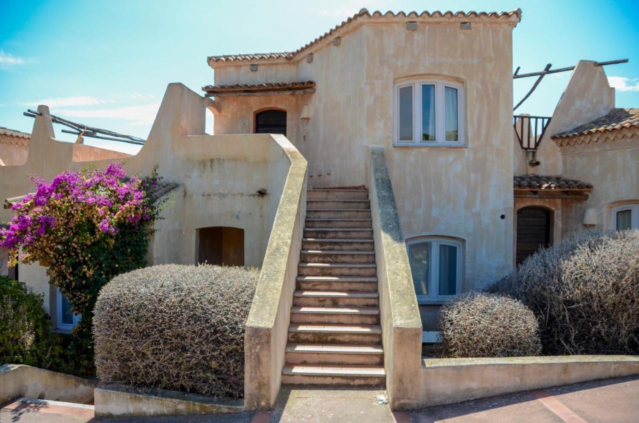 Rocciarossa Appartement Isola Rossa Buitenkant foto